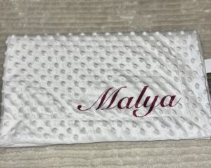 plaid bébé minky personnalisé – flocage prénom
